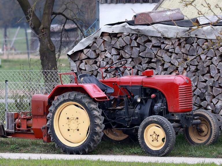 Hauptuntersuchung land- und forstwirtschaftlicher Zugmaschinen